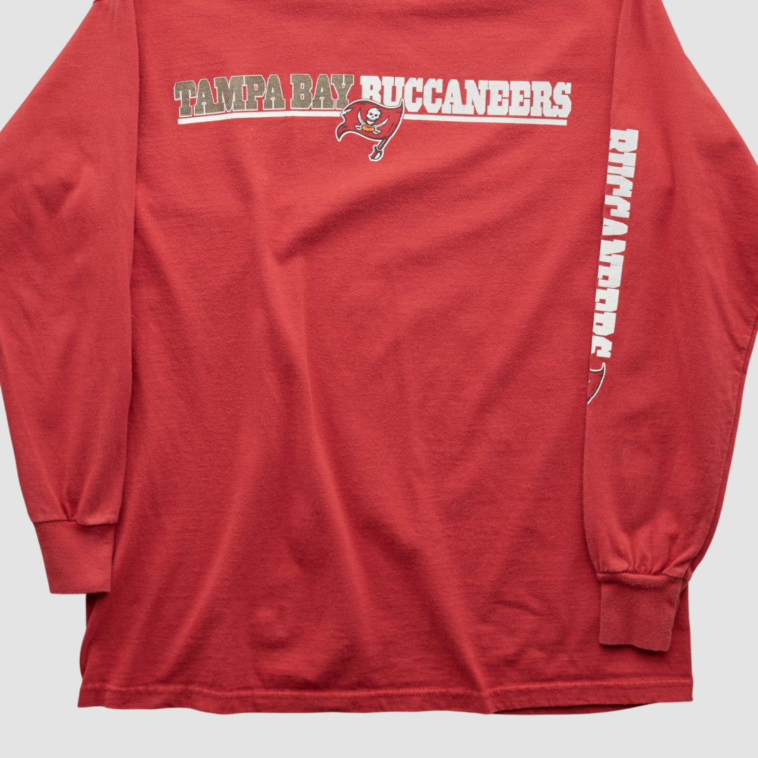 Tampa Bay Buccaneers NFL 2010s Long Sleeve T-shirt Red Vintage