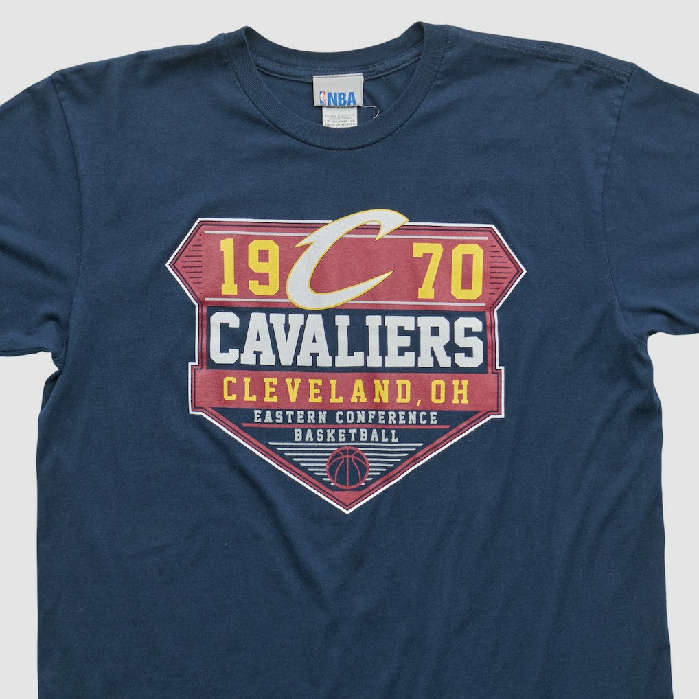 Cleveland Cavaliers NBA 2000s T-shirt Navy Vintage