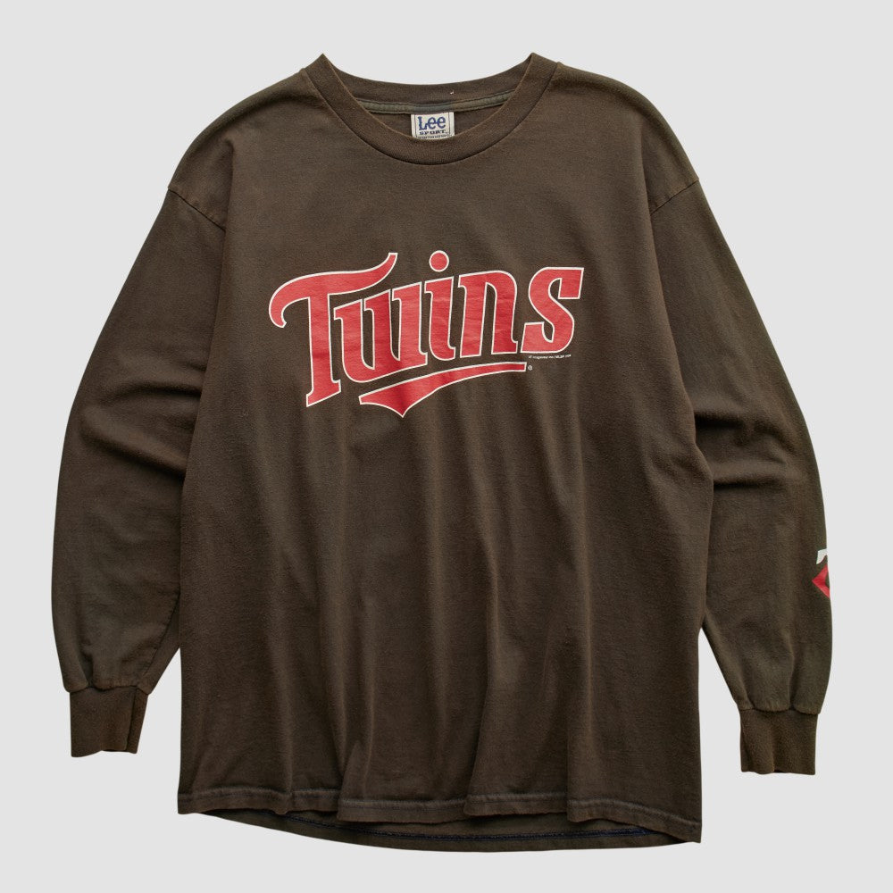 Minnesota Twins Lee Sport 2004 Long Sleeve T-shirt - Brown - M by Fanatics Real Vintage T-shirts
