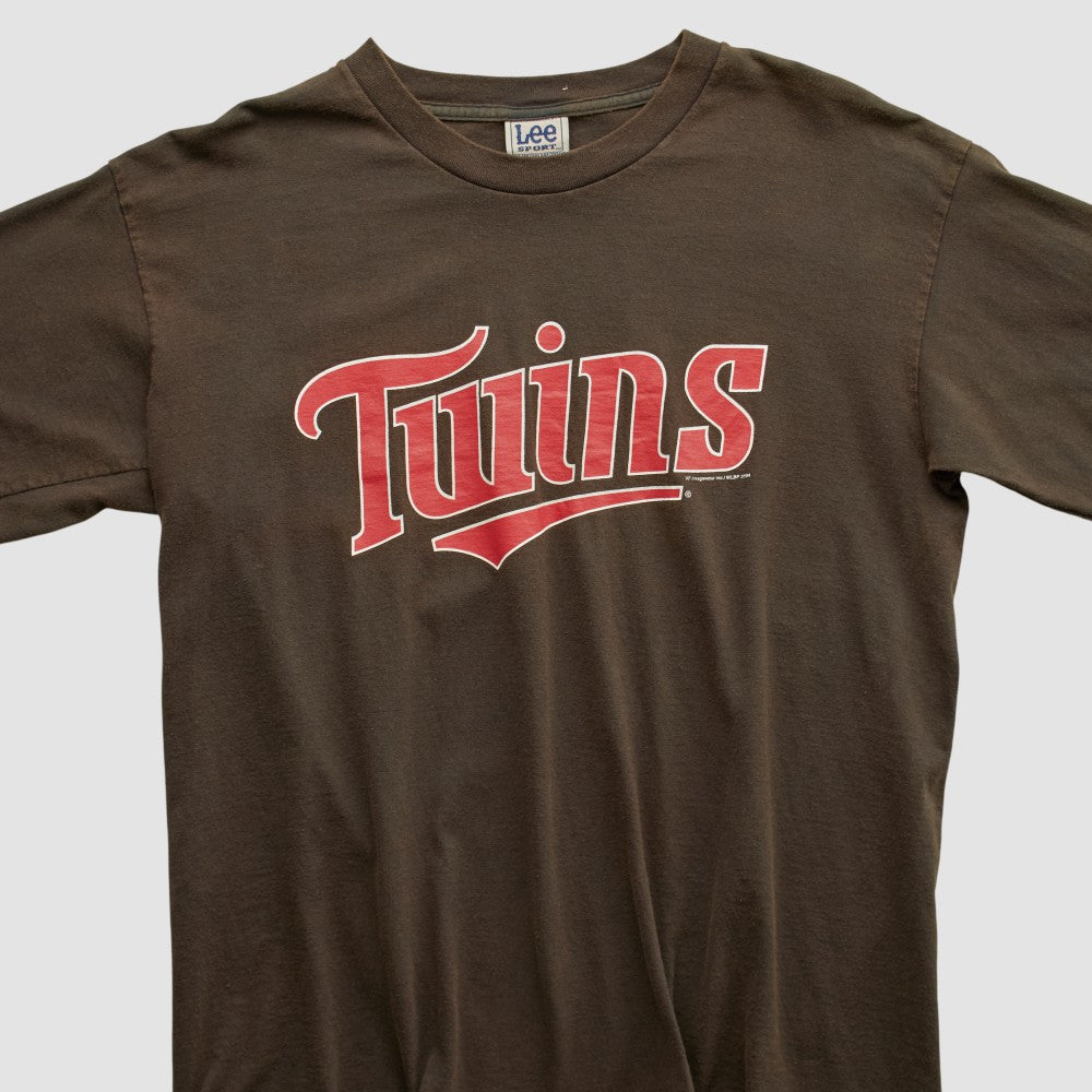 Minnesota Twins Lee Sport 2004 Long Sleeve T-shirt - Brown - M by Fanatics Real Vintage T-shirts