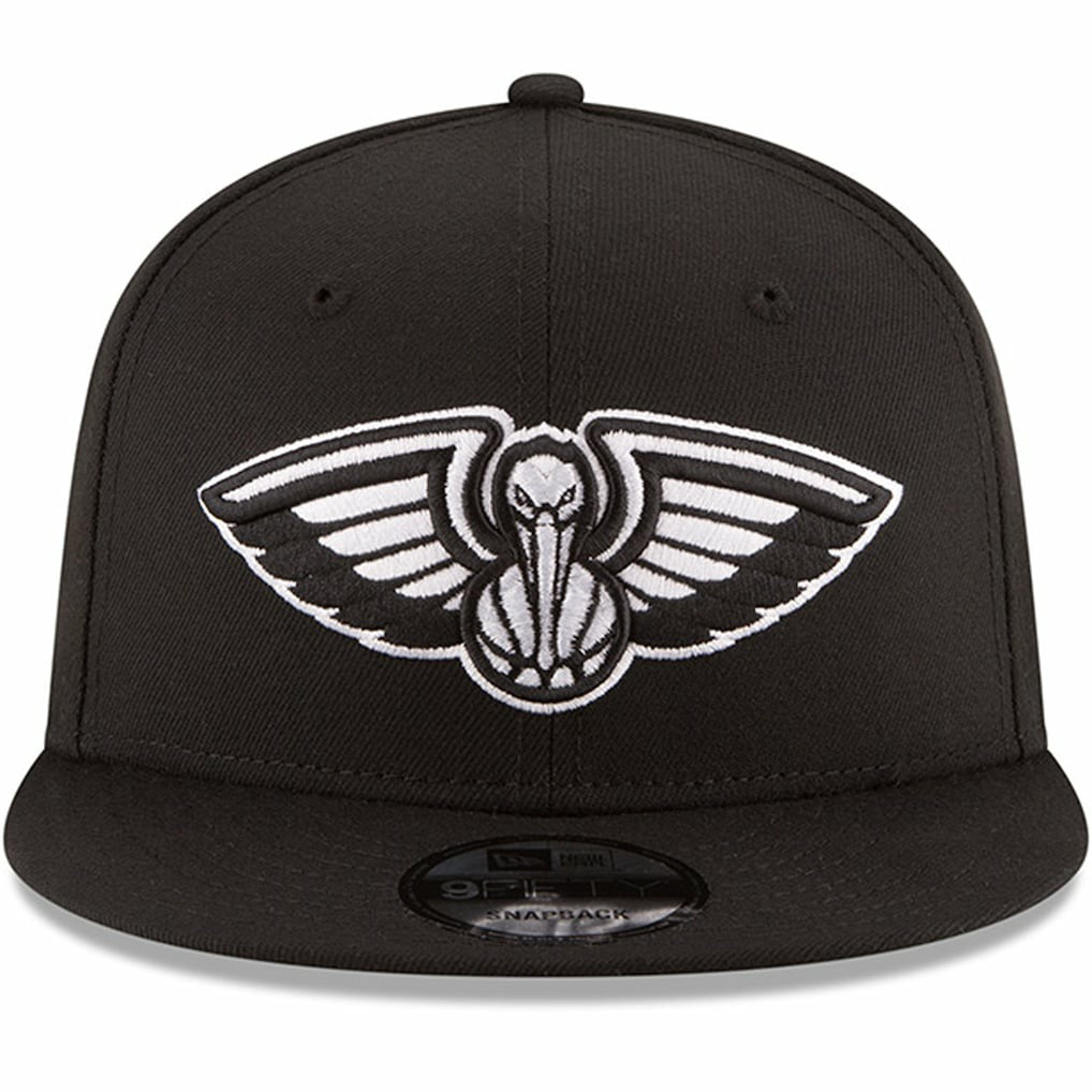 New Orleans Pelicans Black & White Logo 9FIFTY Adjustable Snapback Hat Black