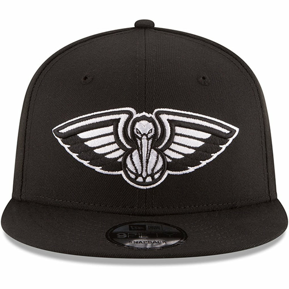 New Orleans Pelicans Black & White Logo 9FIFTY Adjustable Snapback Hat Black
