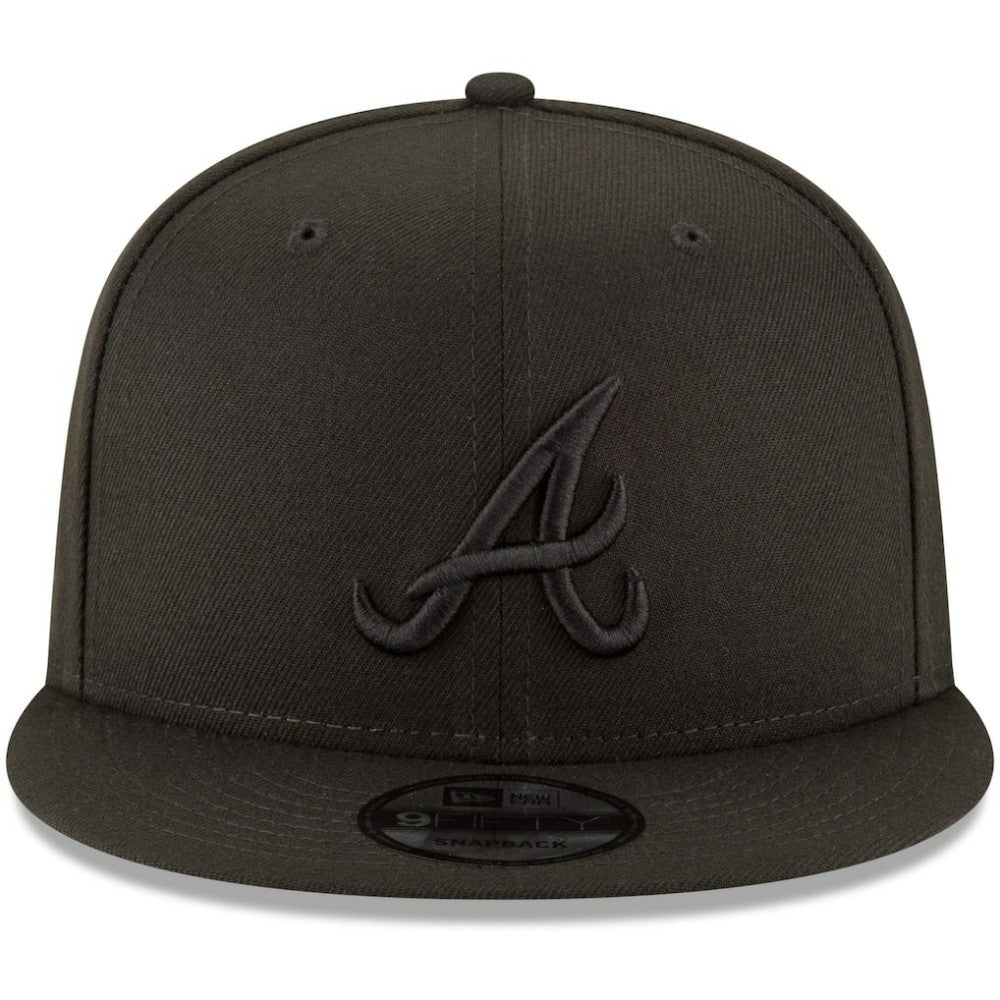 Atlanta Braves New Era Black on Black 9FIFTY Team Snapback Adjustable Hat - Black Hats