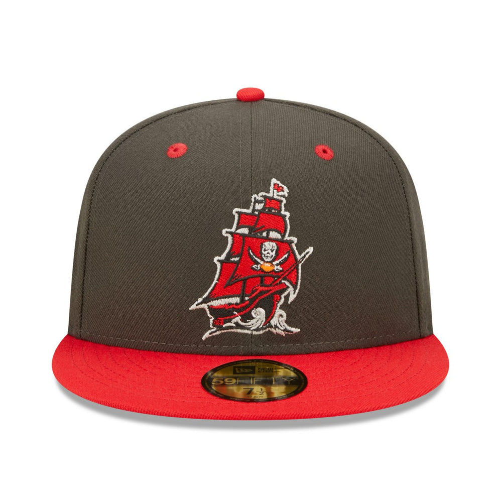 Tampa Bay Buccaneers New Era Flipside 2Tone 59FIFTY Fitted Hat Pewter/Red