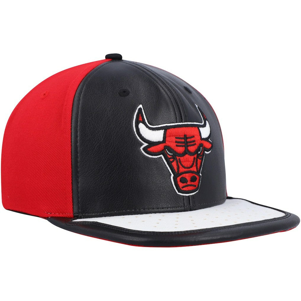 Chicago Bulls Day One Snapback Hat Black/White