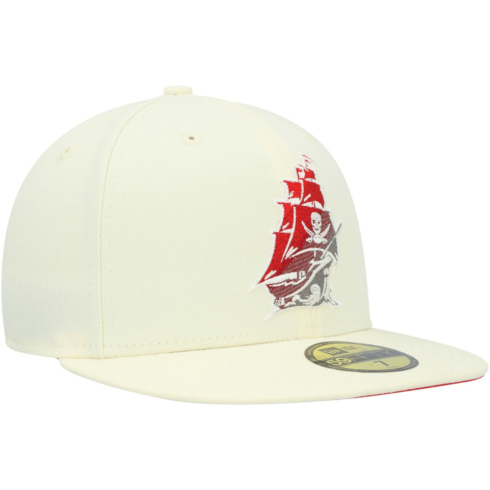 Tampa Bay Buccaneers New Era Chrome Color Dim 59FIFTY Fitted Hat Cream