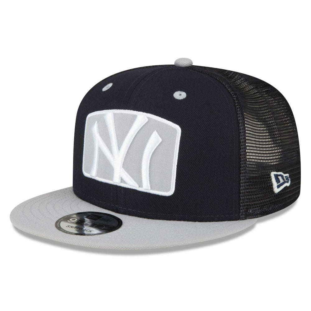 New York Yankees New Era Logo Zoom Trucker 9FIFTY Snapback Hat - Navy Hats