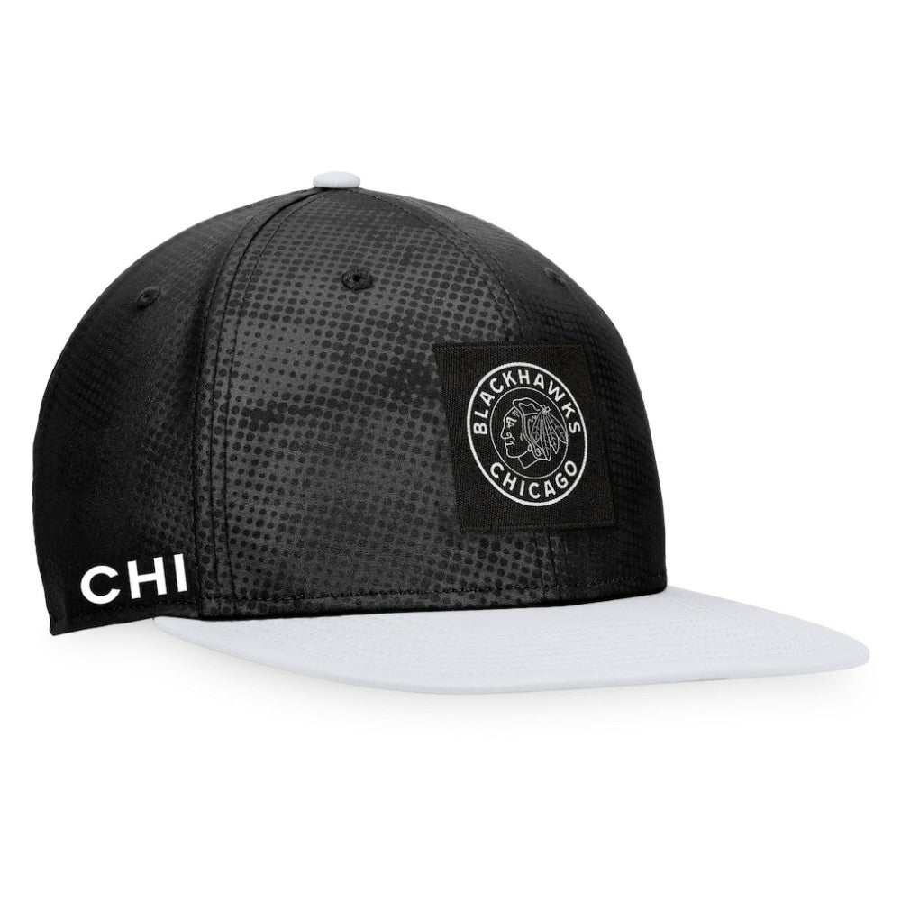 NHL Chicago Blackhawks Fanatics Authentic Pro Alternate Logo Snapback Hat - Black/White