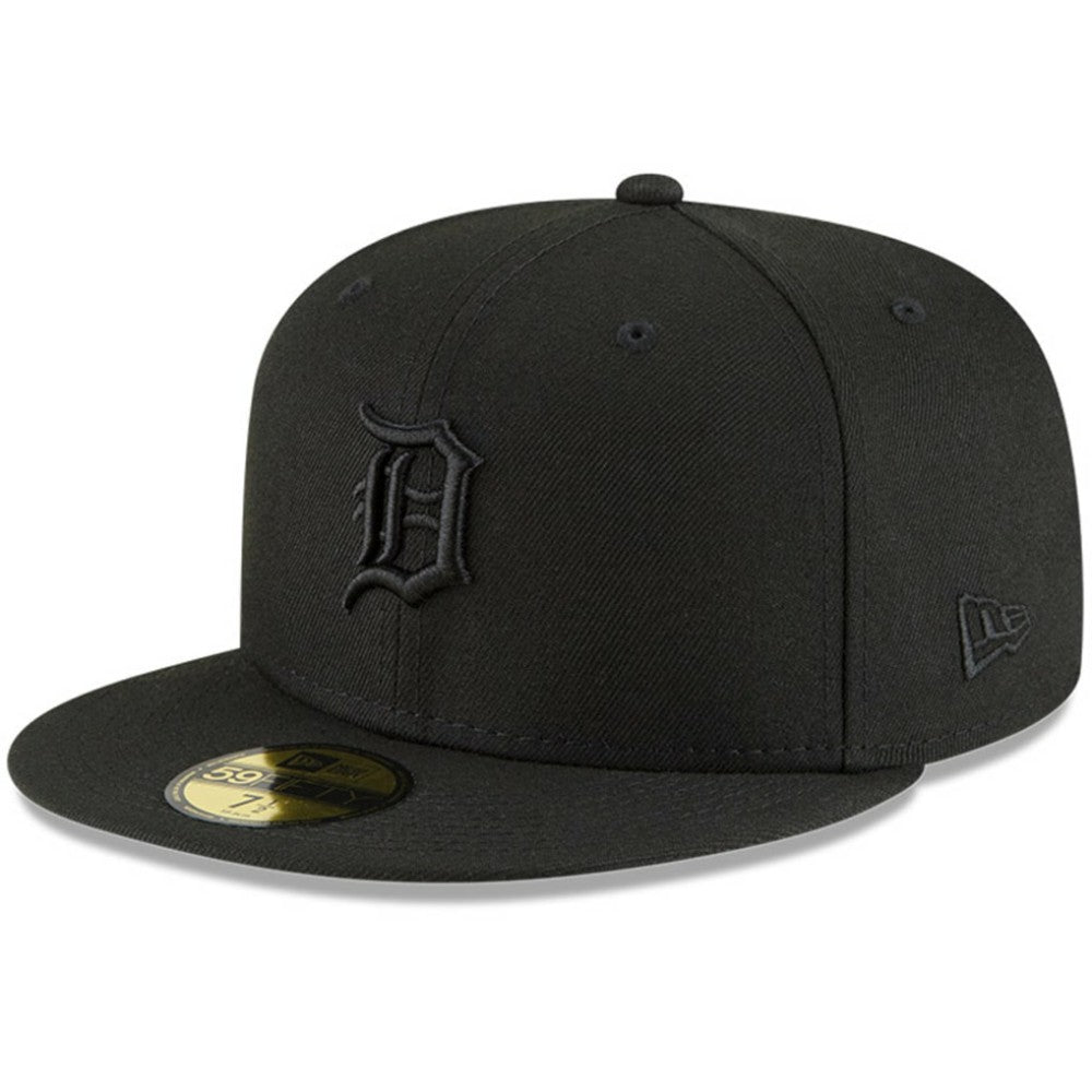 Detroit Tigers New Era Black on Black 59FIFTY Fitted Hat Hats