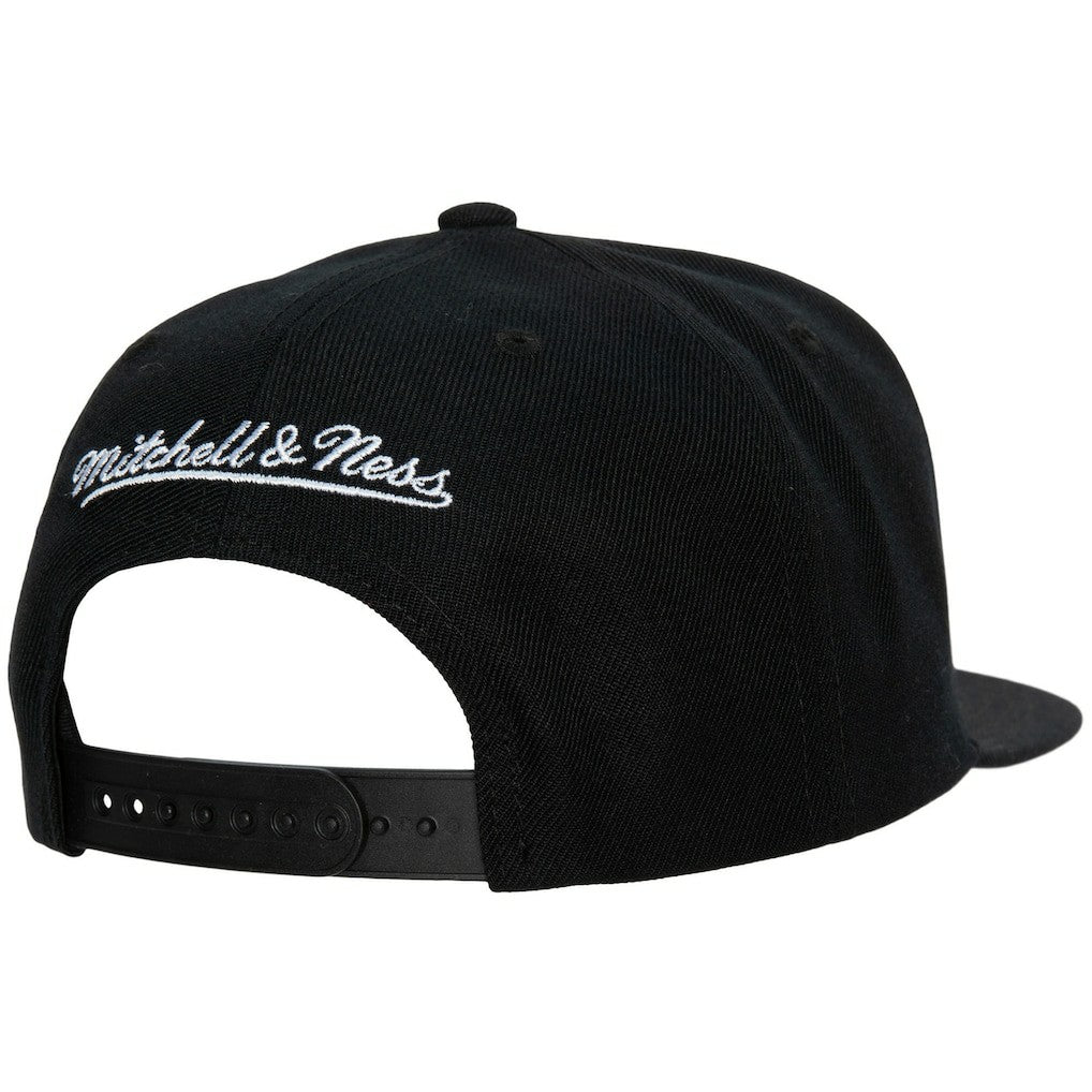 Cleveland Cavaliers Hardwood Classics Script 2.0 Snapback Hat Black