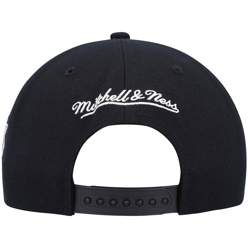 New York Knicks Hardwood Classics Script 2.0 Snapback Hat Black