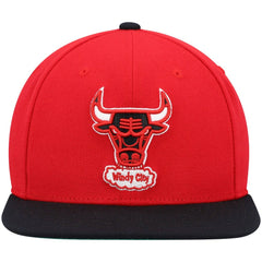 Chicago Bulls Hardwood Classics Team Two-Tone 2.0 Snapback Hat Red/Black