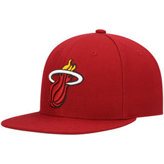 Miami Heat Ground 2.0 Snapback Hat Red