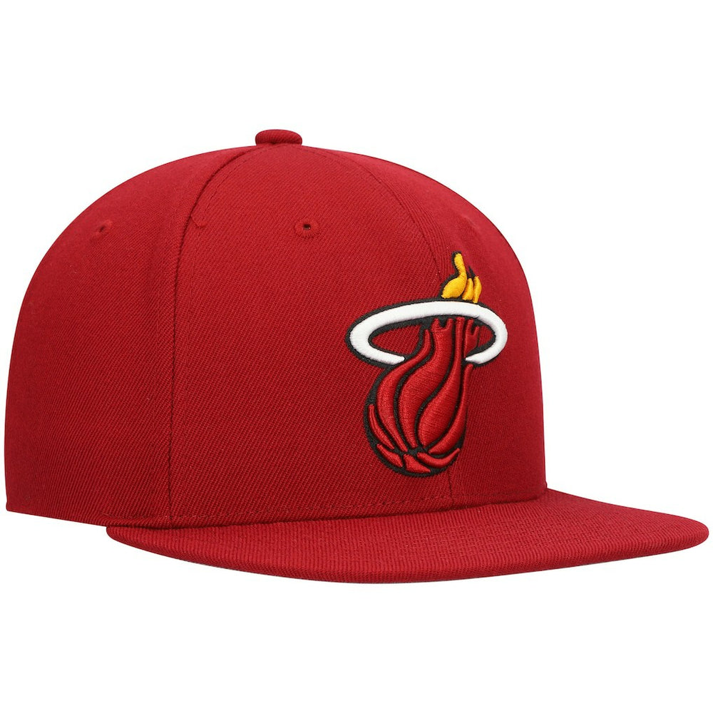 Miami Heat Ground 2.0 Snapback Hat Red