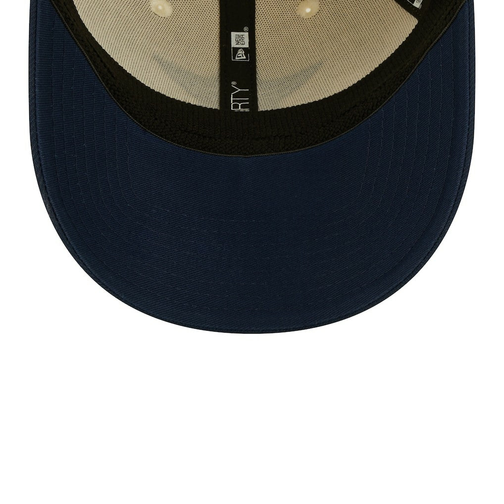 Dallas Cowboys New Era 2022 Sideline 39THIRTY 2-Tone Flex Hat Cream/Navy