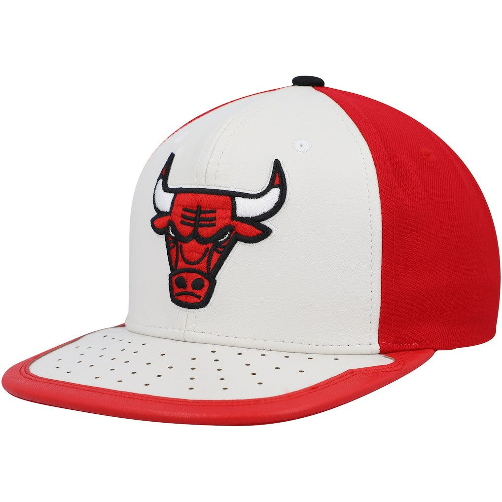 Chicago Bulls Day One Snapback Hat White/Red