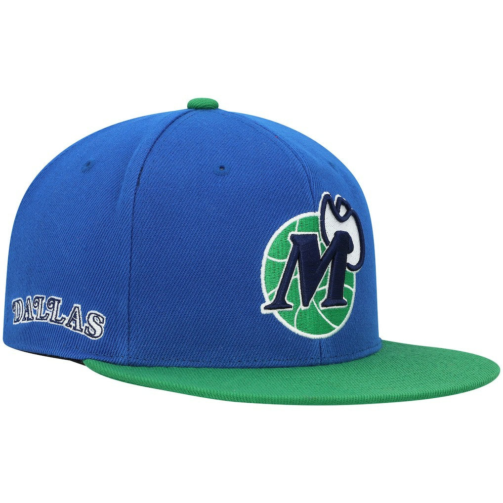 Dallas Mavericks Hardwood Classics Snapback Hat Blue/Green