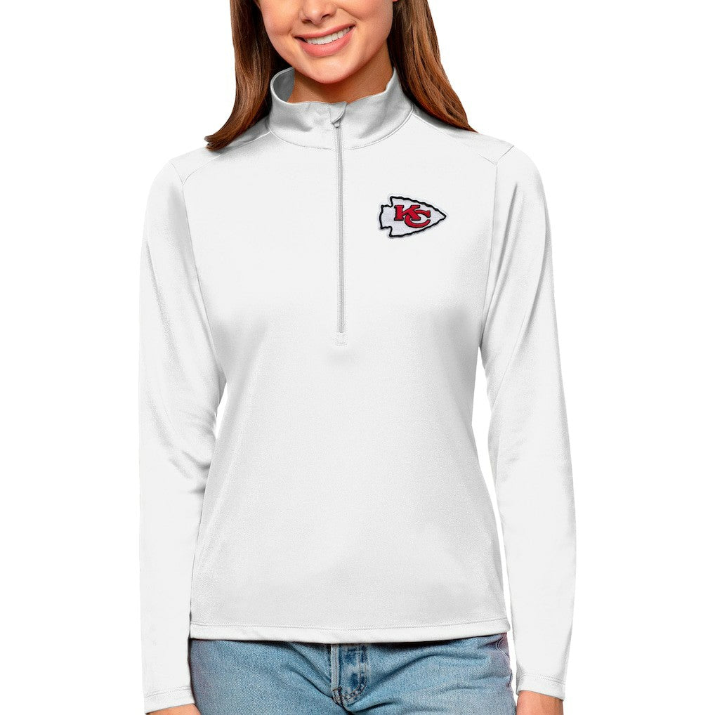 Kansas City Chiefs Antigua Women's Tribute Half-Zip Top White