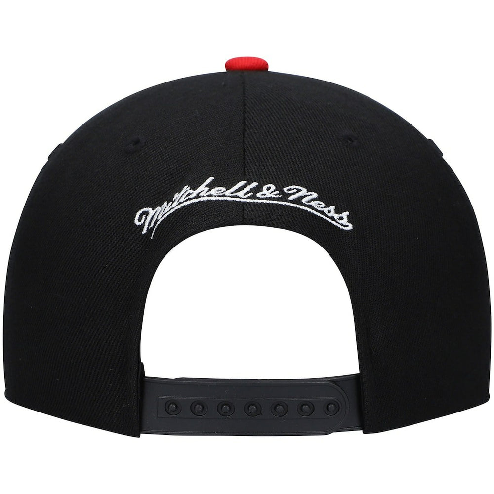 Philadelphia 76ers Hardwood Classics Low Big Face Snapback Hat Black/Red