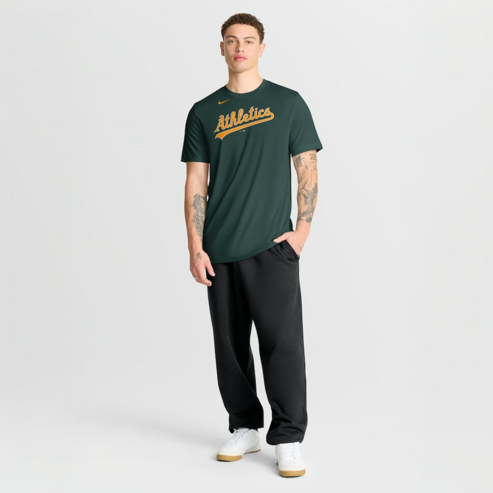 Athletics Nike New Legend Wordmark Dri-FIT T-Shirt - Green T-shirts