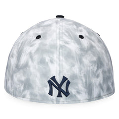 New York Yankees Fanatics Smoke Dye Fitted Hat - Black/White Hats
