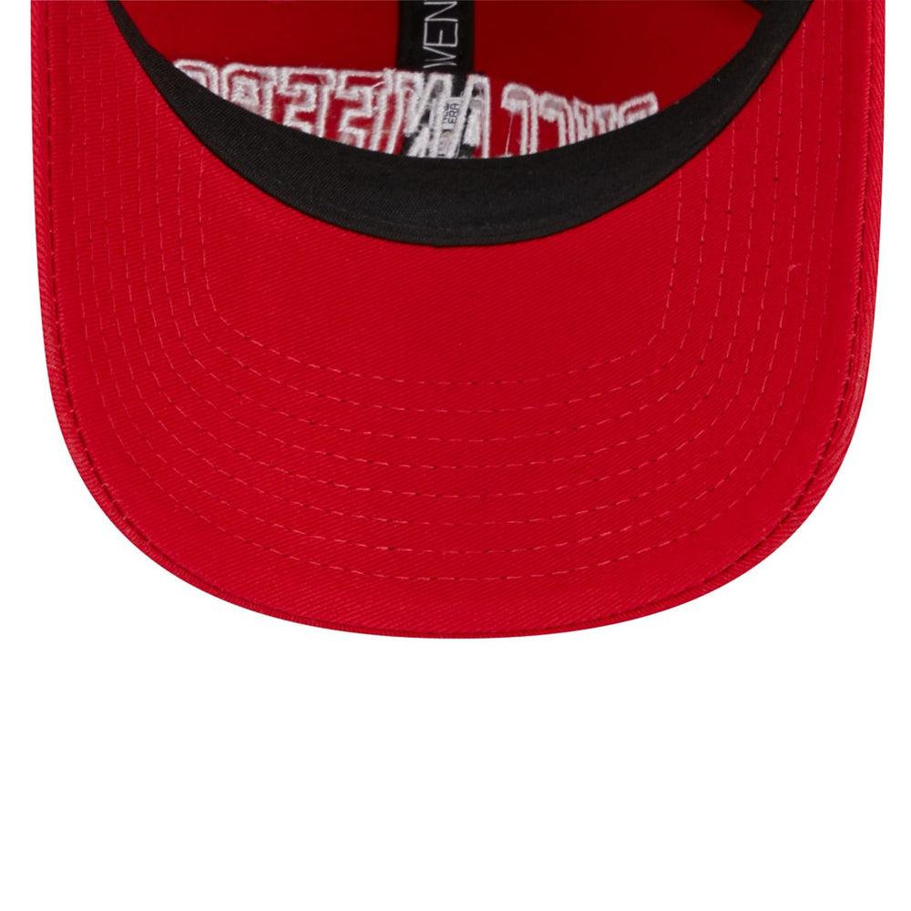 Tampa Bay Buccaneers New Era Women's Collegiate 9TWENTY Adjustable Hat Red