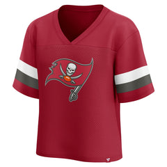Tampa Bay Buccaneers Women's Established Jersey Cropped V-Neck T-Shirt Red