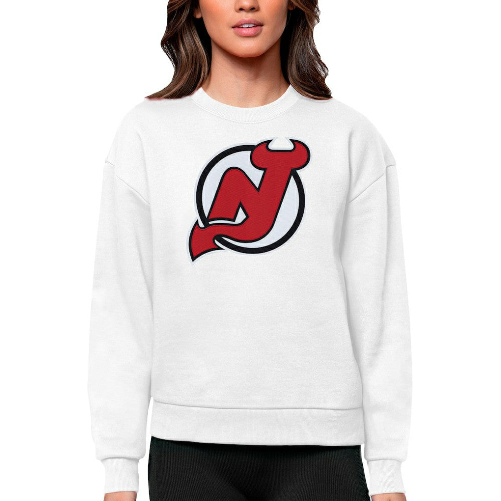 NHL New Jersey Devils Antigua Women's Team Logo Victory Crewneck Pullover Sweatshirt - White