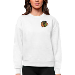 NHL Chicago Blackhawks Antigua Women's Victory Crewneck Pullover Sweatshirt - White