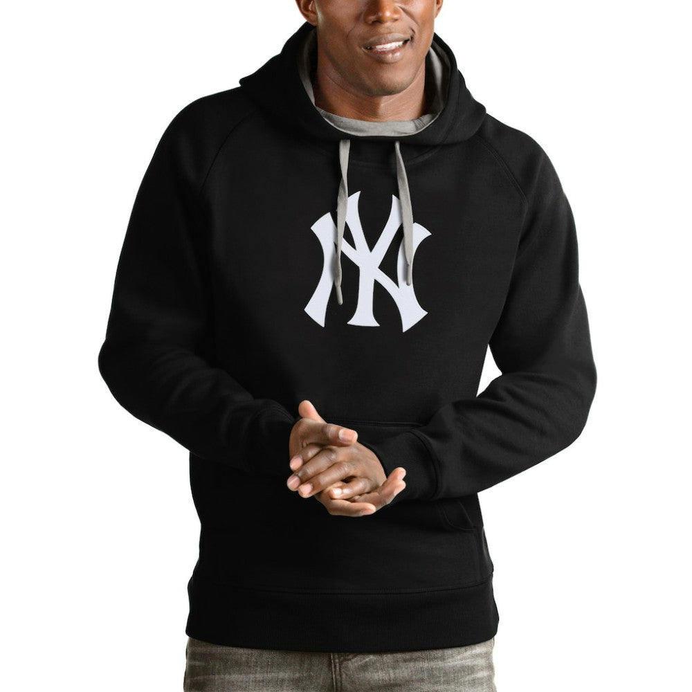 New York Yankees Antigua Victory Pullover Team Logo Hoodie - Black Hoodies