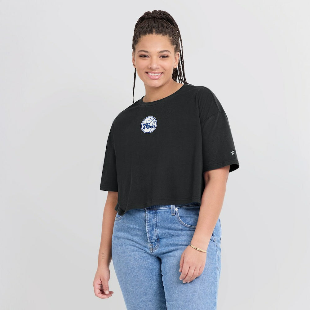 Philadelphia 76ers Women's Elements Super Soft Boxy Cropped T-Shirt Black