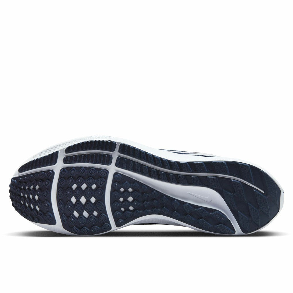 Paris Saint-Germain Unisex Pegasus 40 Road Running Shoe Black