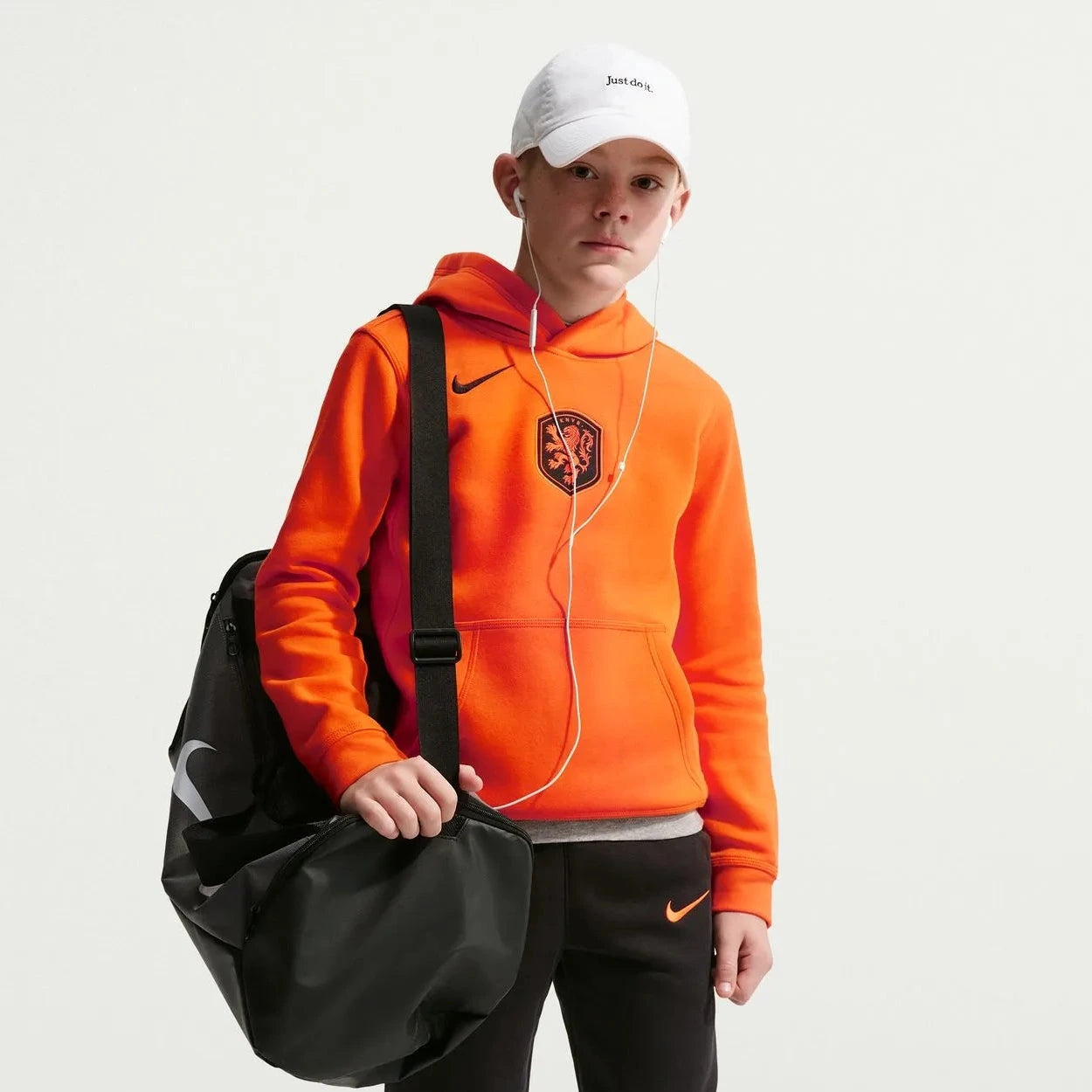 Nike 2026-27 Netherlands Youth Club Pullover Hoodie Safety Orange/Black