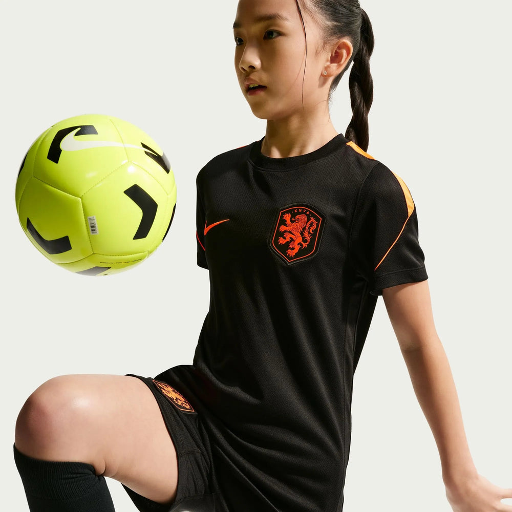 Nike 2026-27 Netherlands Youth Strike Top Black/Hyper Crimson/Hyper Crimson